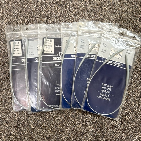 Susan Bates QuickSilver 16" Circular Knitting Needles (6 Sizes) - Picture 1 of 7